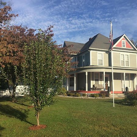 The Old Coe House Hotel Burkesville Esterno foto