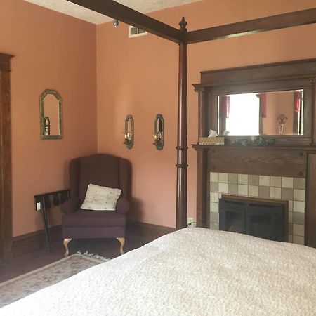The Old Coe House Hotel Burkesville Esterno foto