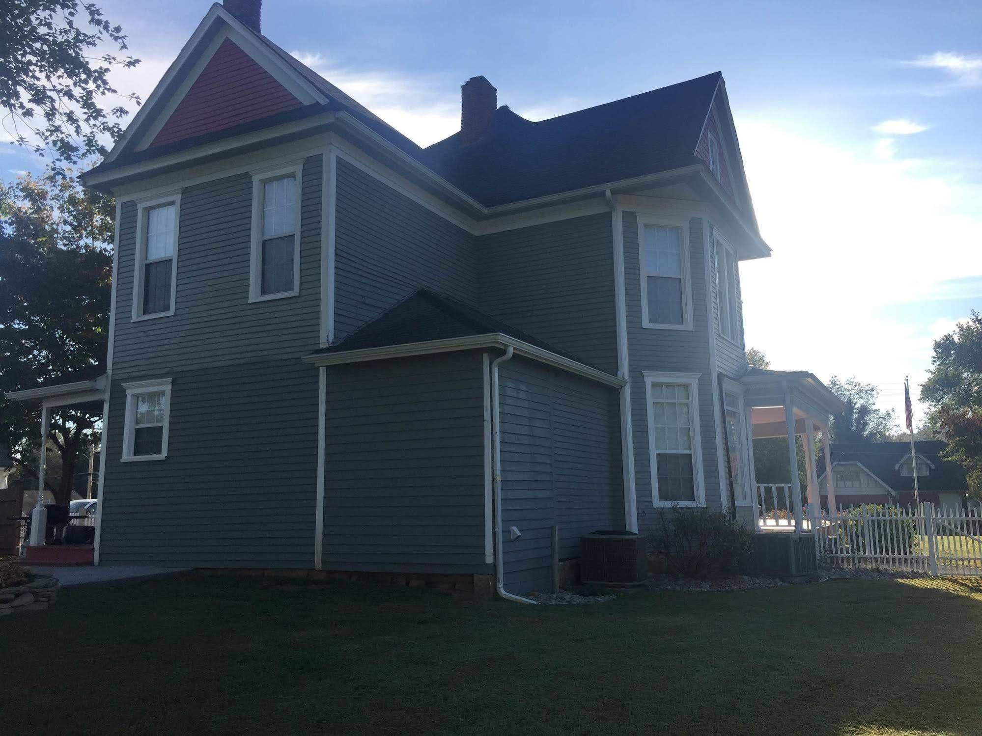 The Old Coe House Hotel Burkesville Esterno foto